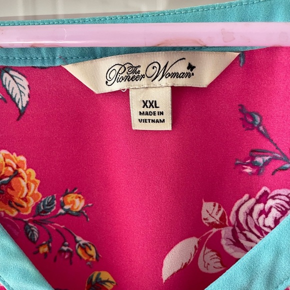Pioneer Woman pink floral blouse like new XXL - Picture 2 of 5